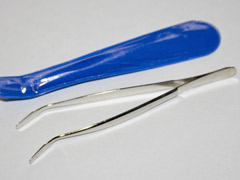 Small Prinz Tweezers with bent Spade shaped end